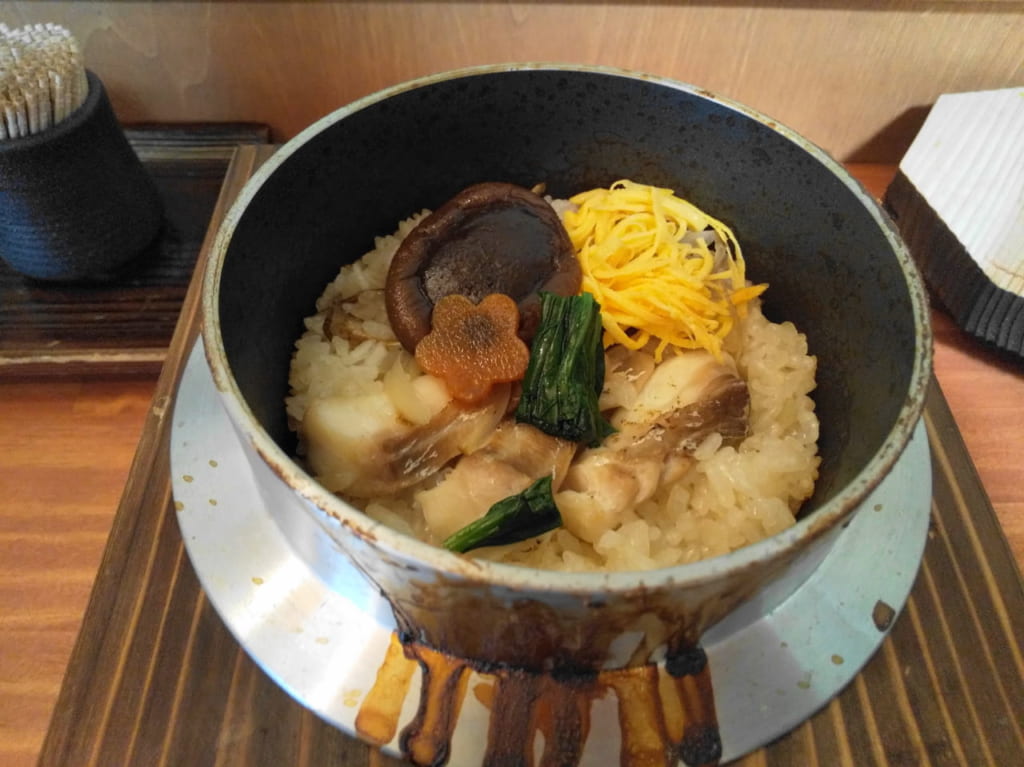 和しょく屋釜飯２